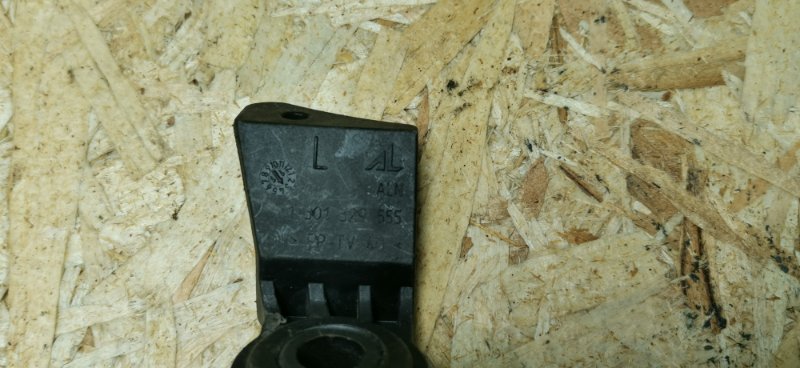 Кронштейн фары Volkswagen GOLF 5 2006 MK5