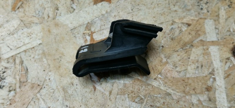 Кронштейн бампера OPEL Vectra B 2000