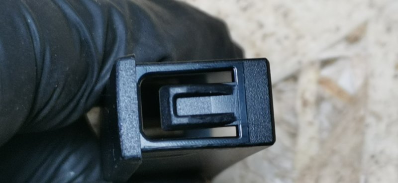 Заглушка панели разъема BMW 3-Series E90 2006