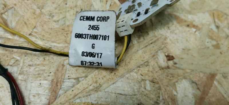 Плата заднего фонаря Volkswagen Passat US NMS R-Line USA 2017