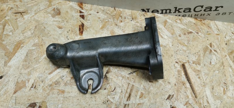 Опора двигателя Mercedes w123 1980 Седан