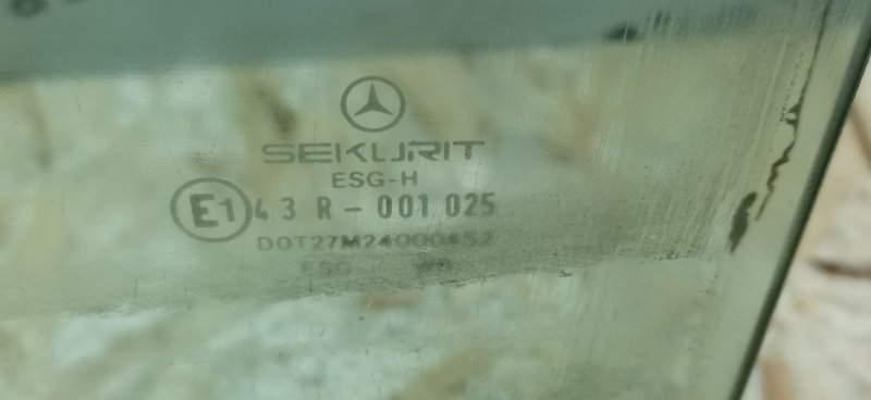 Стекло Mercedes W126 1988 420SE