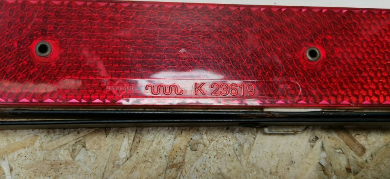 Знак аварийной остановки Mercedes W124 1989 E260