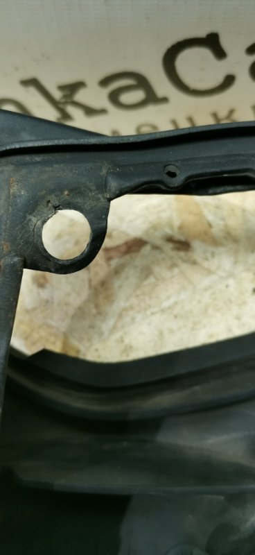 Уголок зеркала Mercedes W124 1989 E260