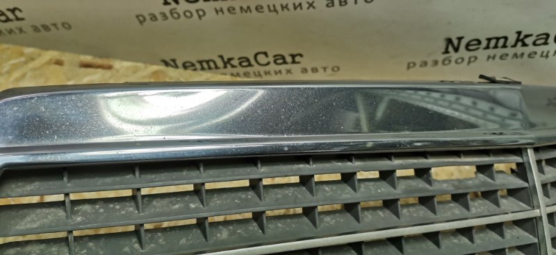 Решетка радиатора Mercedes W124 1995 E320
