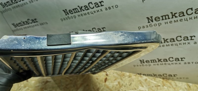 Решетка радиатора Mercedes W124 1995 E320