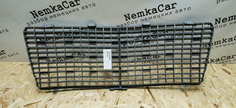 Решетка радиатора Mercedes E-Class 1994 W124