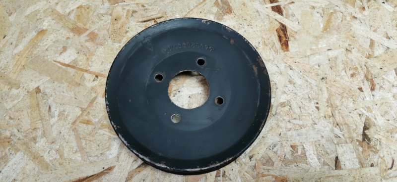 Шкив помпы Mercedes Vito 1996 638