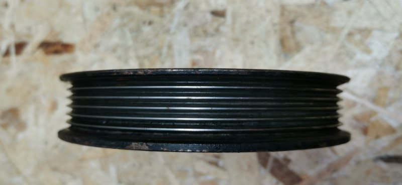 Шкив помпы Mercedes Vito 1996 638