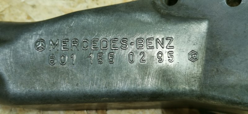 Кронштейн генератора Mercedes Vito 1996 638