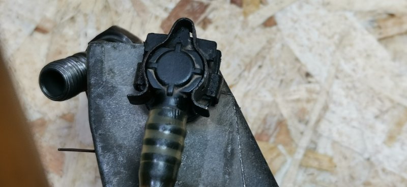 Кронштейн топливного фильтра Mercedes Vito 1996 638