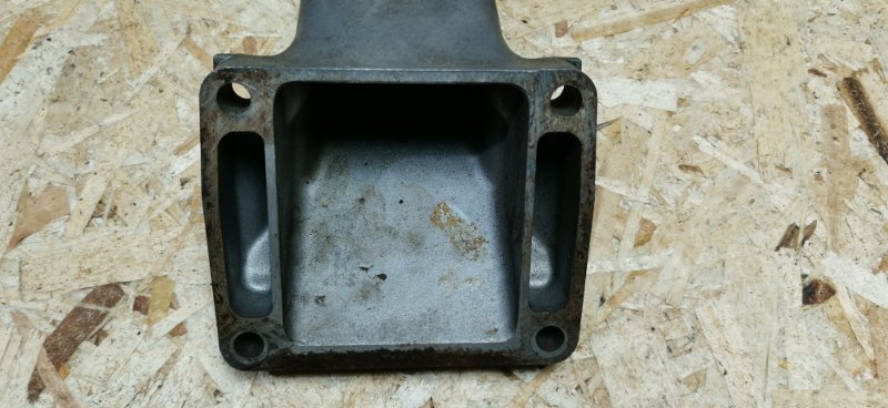 Кронштейн двигателя Mercedes S-Klass 1995 W140