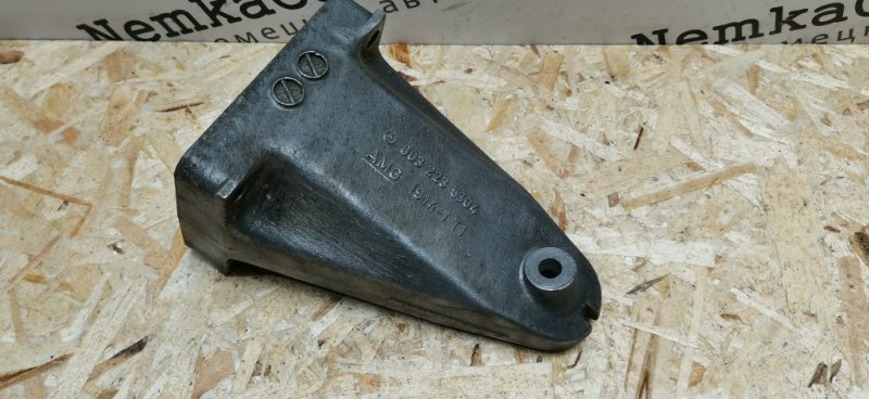 Кронштейн двигателя Mercedes S-Klass 1995 W140