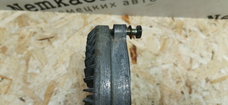 Муфта вентилятора Mercedes w123 1980 Седан