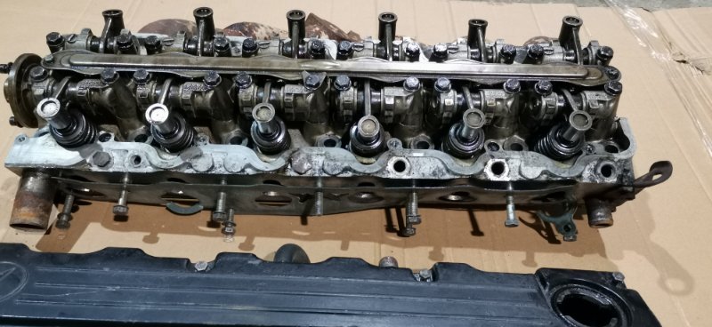 Головка блока цилиндров Mercedes W124 1989 E260