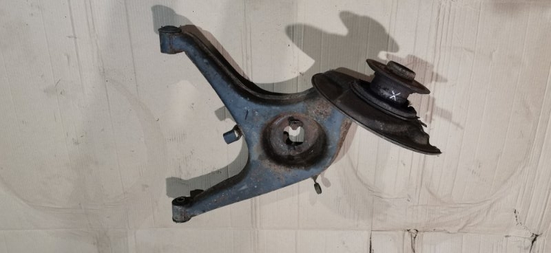 Рычаг подвески Mercedes w123 1980 Седан