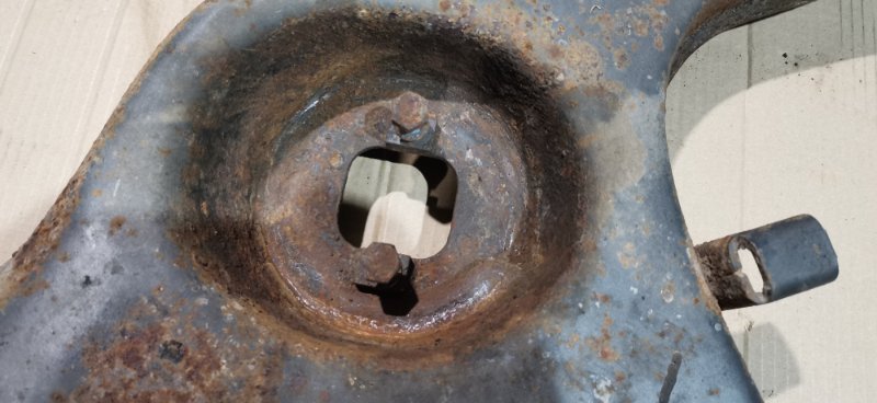 Рычаг подвески Mercedes w123 1980 Седан