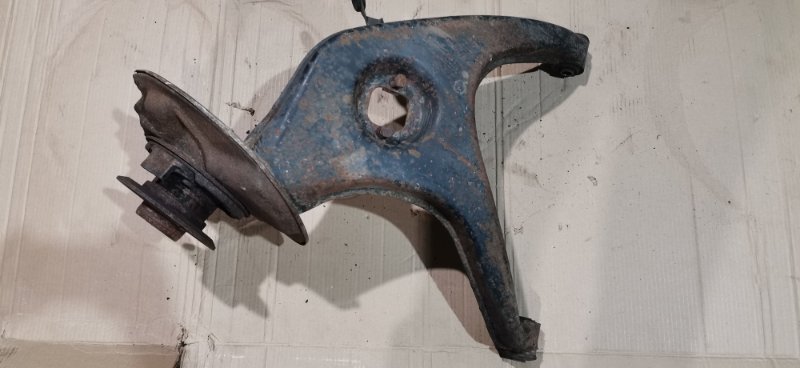 Рычаг подвески Mercedes w123 1980 Седан