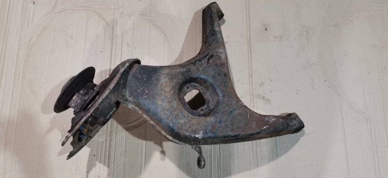 Рычаг подвески Mercedes w123 1980 Седан