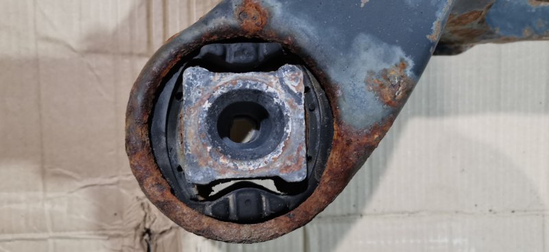 Балка подвески Mercedes C-Class 2000 W203