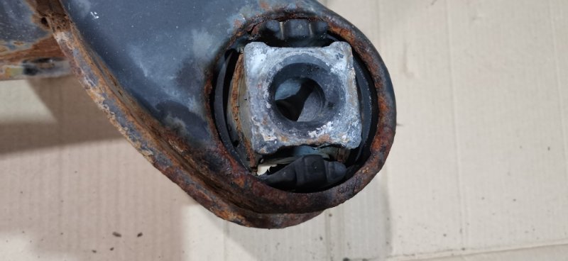 Балка подвески Mercedes C-Class 2000 W203