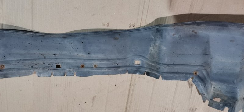 Подкрылок Mercedes W124 1993 E320