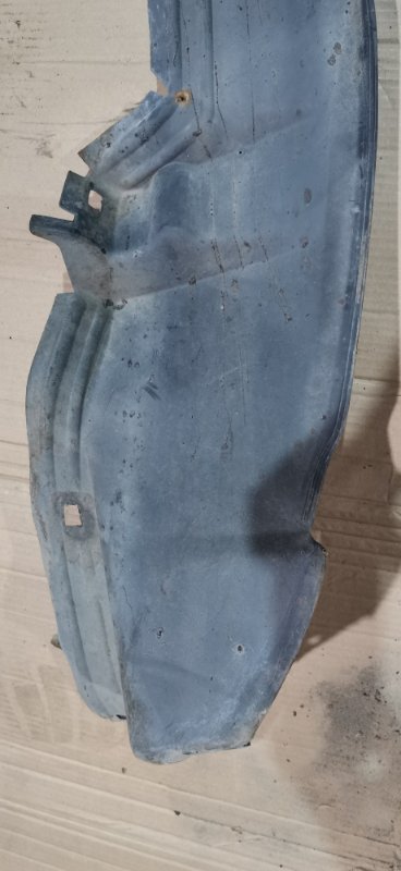 Подкрылок Mercedes W124 1993 E320