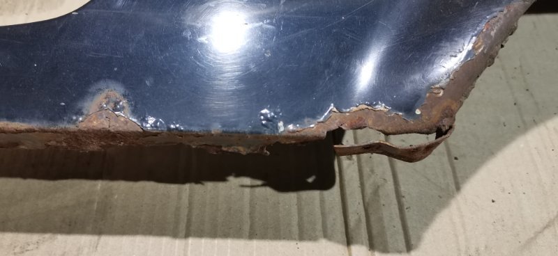 Крыло Mercedes W126 SEC500