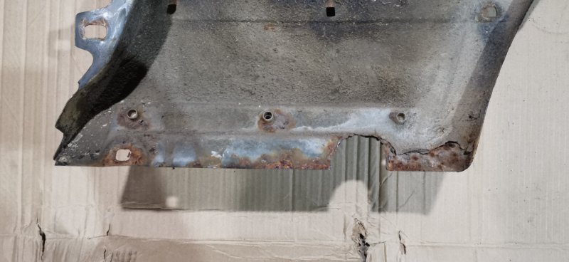 Крыло Mercedes W126 SEC500