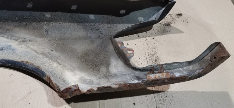 Крыло Mercedes W126 SEC500