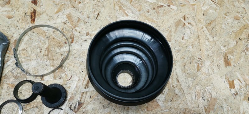 Пыльник шруса AUDI A4 2004 B6