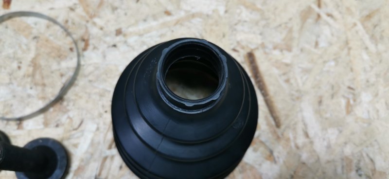 Пыльник шруса AUDI A4 2004 B6