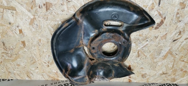 Щиток тормозного диска Mercedes W124 1989 E260