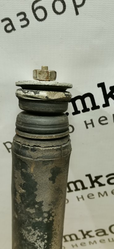 Амортизатор Mercedes w123 1980 Седан