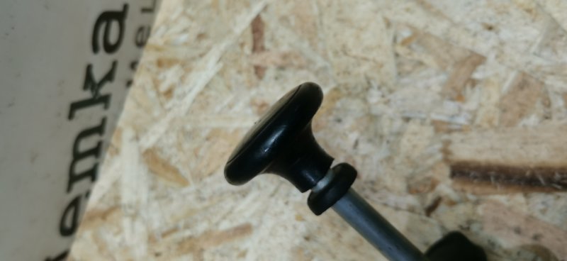 Ручка стояночного тормоза Mercedes w123 1980 Седан