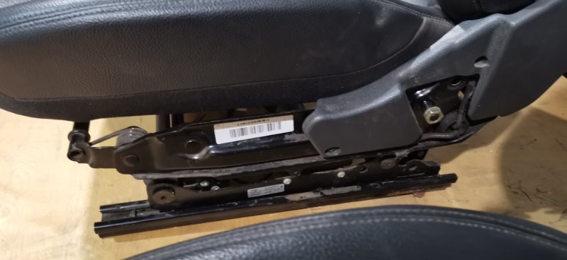 Сиденья Mercedes E-Class W211