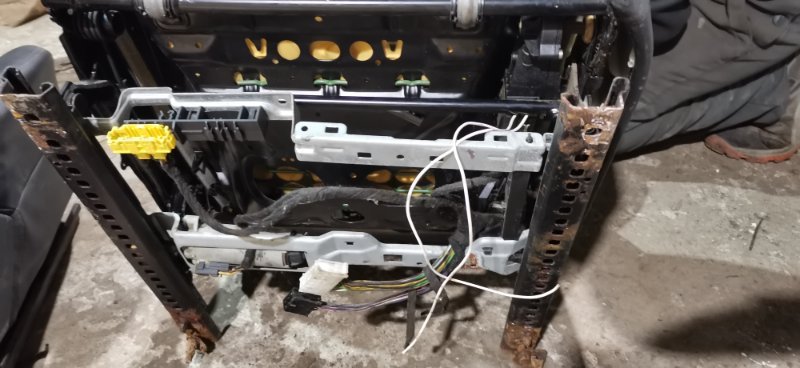 Сиденья Mercedes E-Class W211