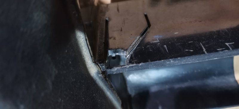 Центральная консоль Mercedes W124 1993 250D