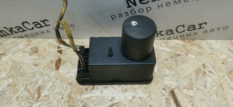 Компрессор центрального замка Mercedes C180 1996 W202