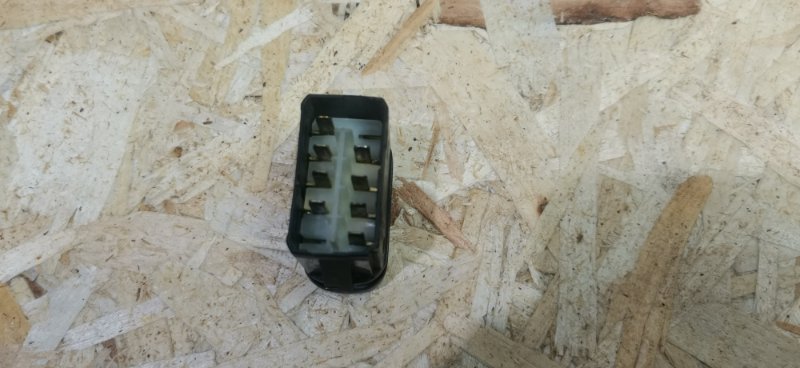 Кнопка освещения салона Mercedes Vito 2001 638