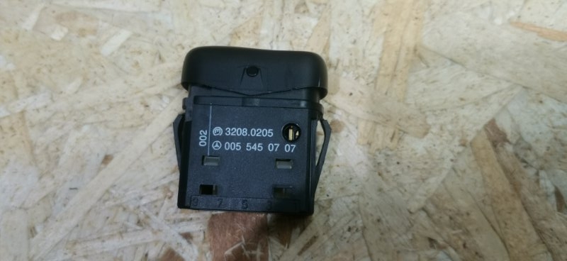 Кнопка центрального замка Mercedes Vito 2001 638