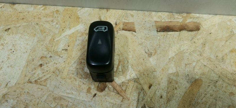 Кнопка центрального замка Mercedes Vito 2001 638