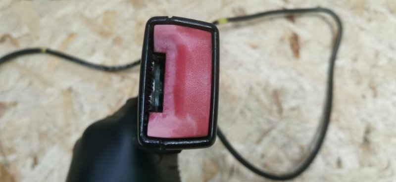 Замок ремня безопасности Mercedes-Benz E-Class W211