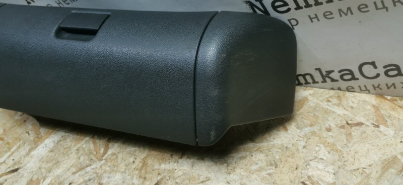 Ящик под сиденье Mercedes-Benz E-Class W211