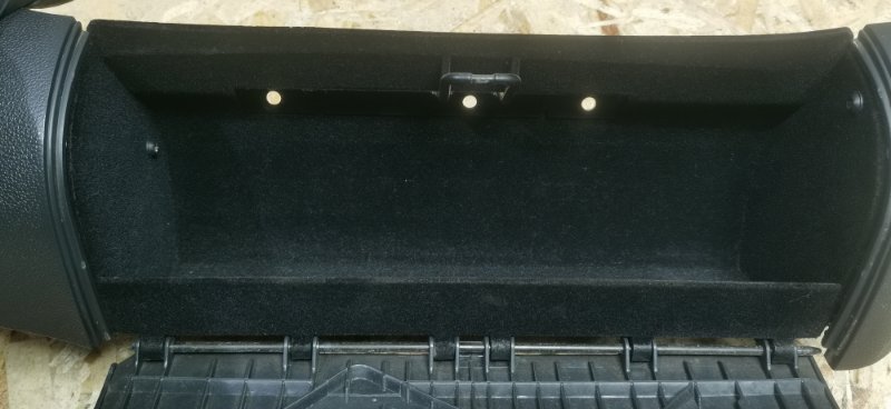 Ящик под сиденье Mercedes-Benz E-Class W211