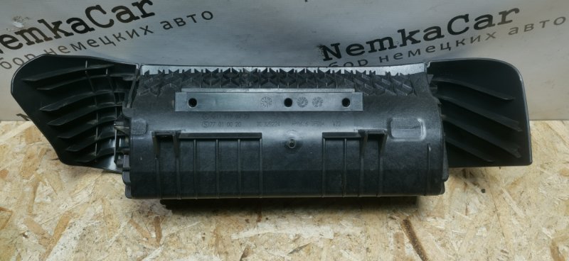 Ящик под сиденье Mercedes-Benz E-Class W211