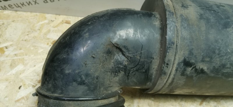 Корпус воздушного фильтра Mercedes-Benz 220 1975 W115