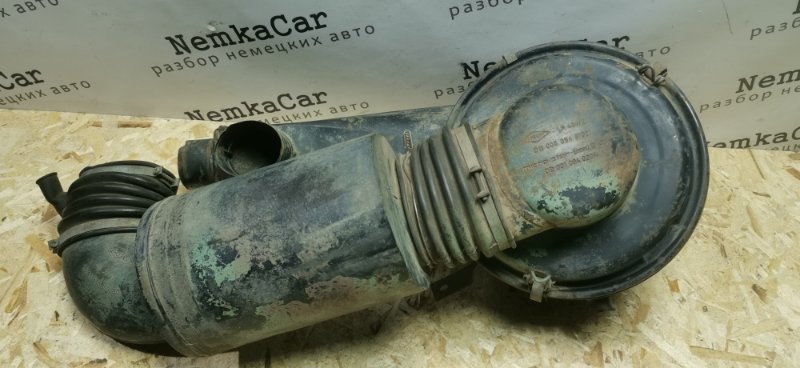 Корпус воздушного фильтра Mercedes-Benz 220 1975 W115