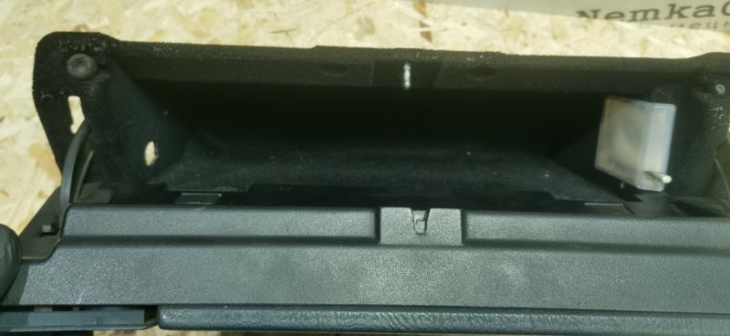 Бардачок Mercedes C180 1996 W202