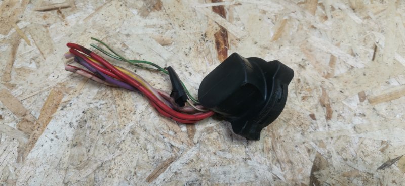 Разъем замка зажигания Mercedes C180 1996 W202